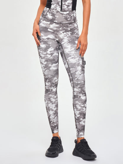 Women's Cargo Style Fitness Pockets Leggings - Tie Dye Camo