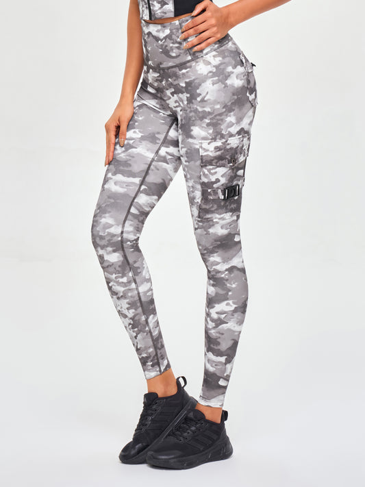 Women's Cargo Style Fitness Pockets Leggings - Tie Dye Camo