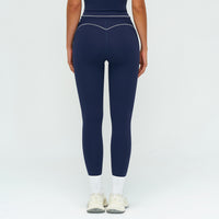 Contrast-Stitch Sculpt Leggings