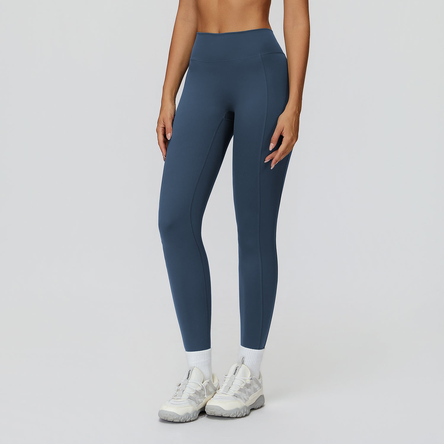 V-Back Ruched Sculpt Leggings