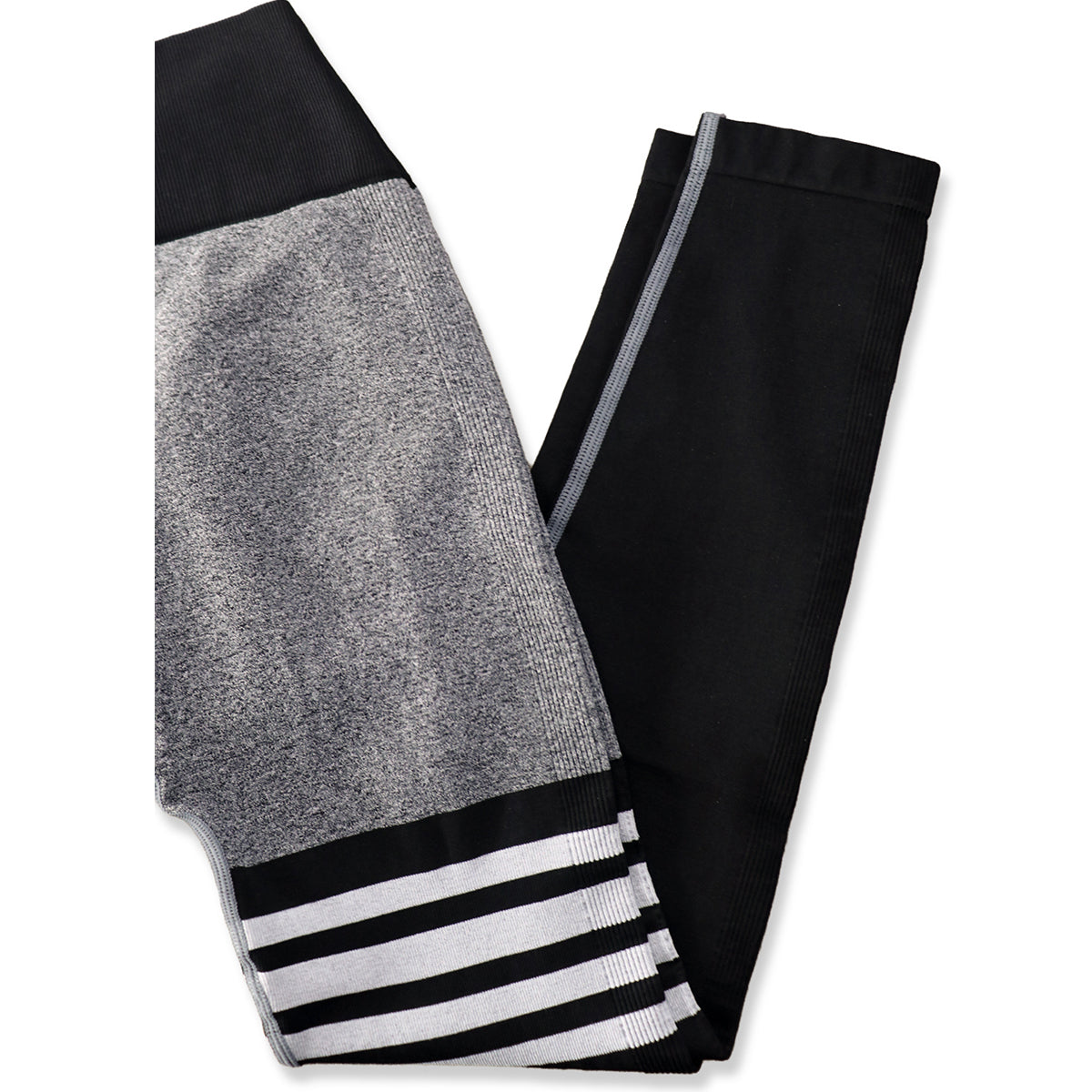 Thigh-Striped V-Back Scrunch Leggings